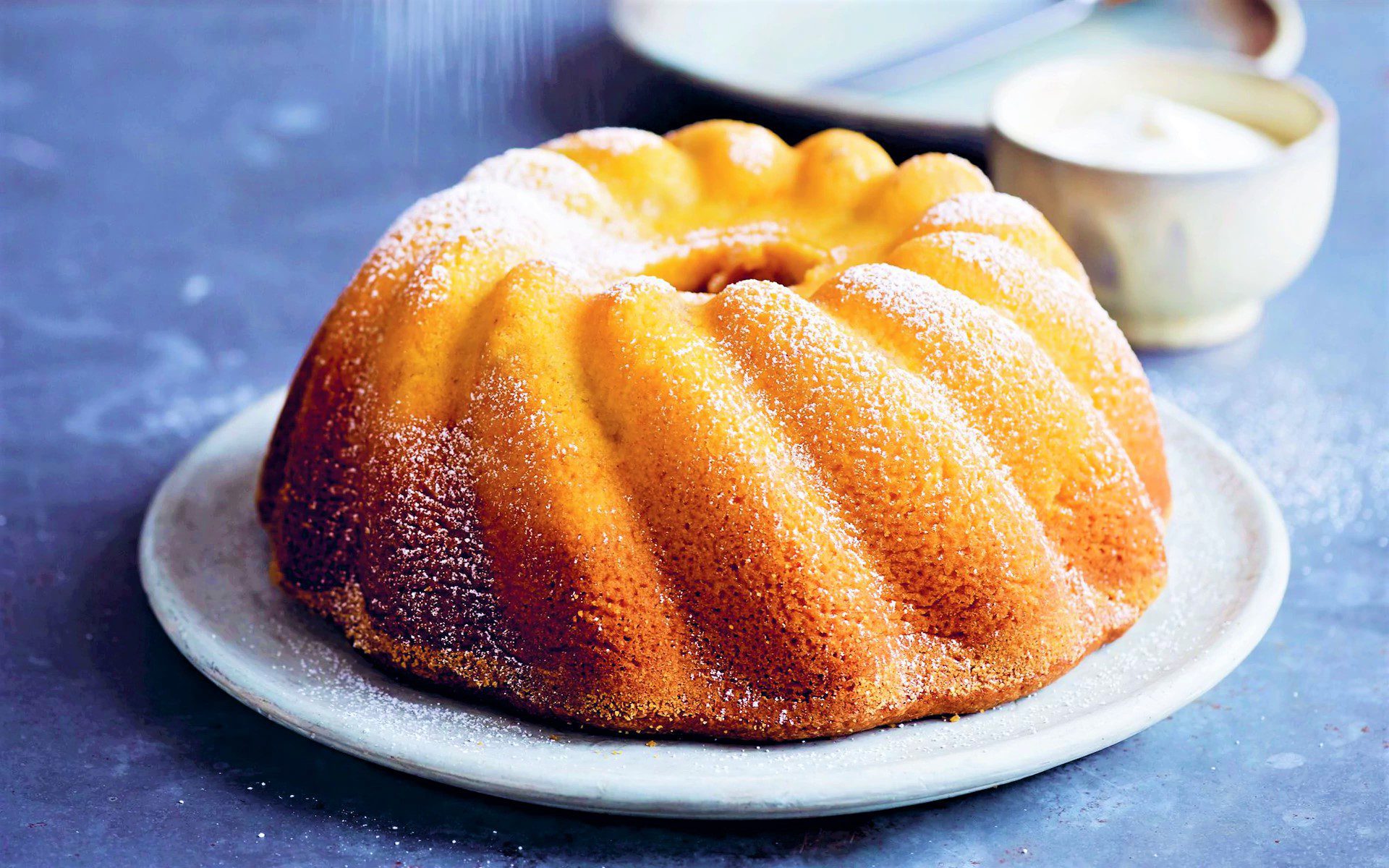 طرز تهیه کیک زعفرانی