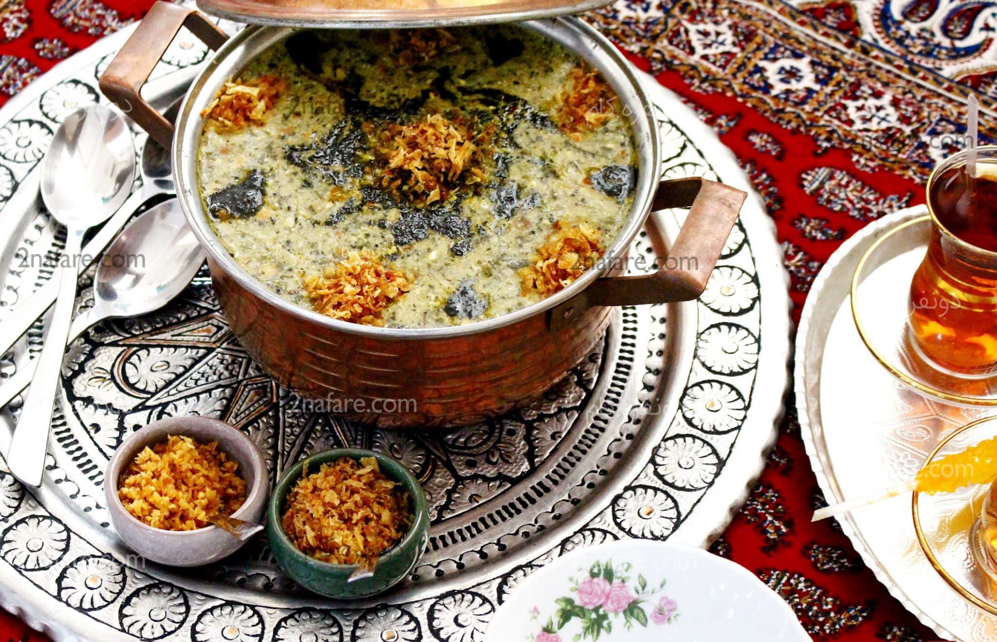 طرز تهیه آش ماست - عکس از 2nafare.com