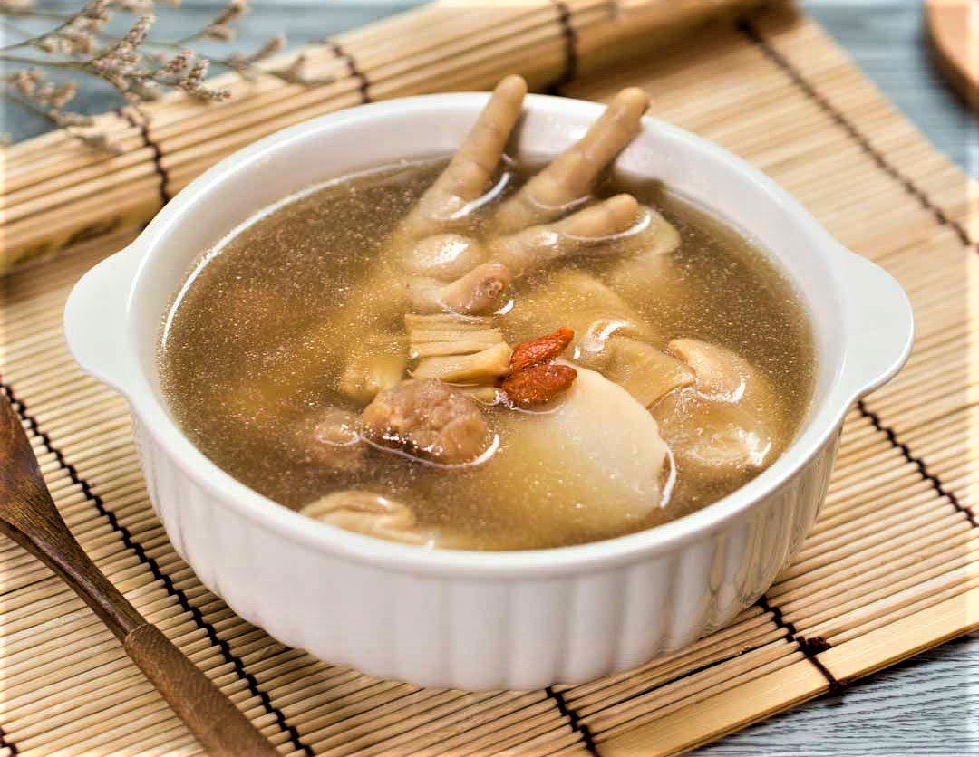 طرز تهیه سوپ پای مرغ