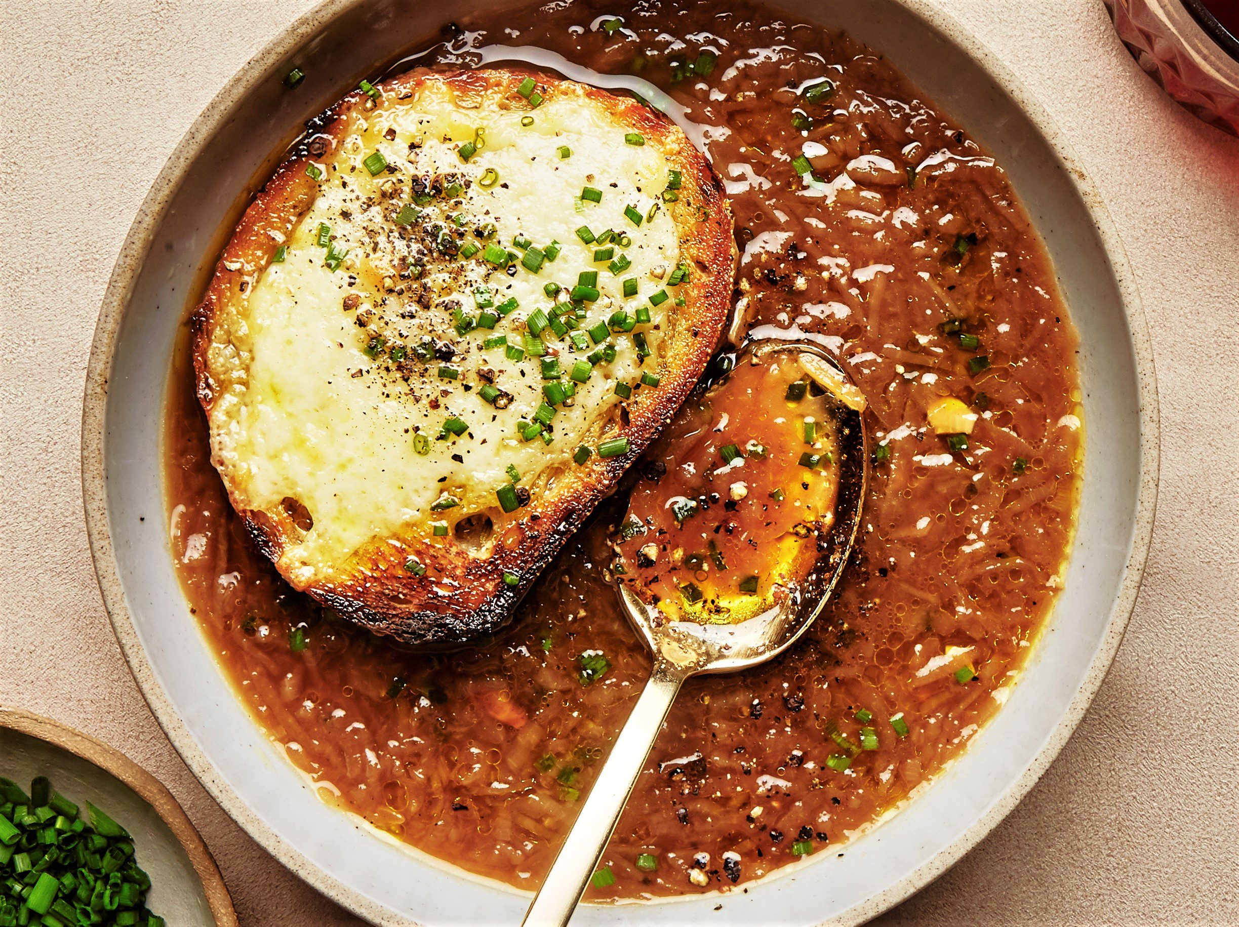 طرز تهیه سوپ پیاز