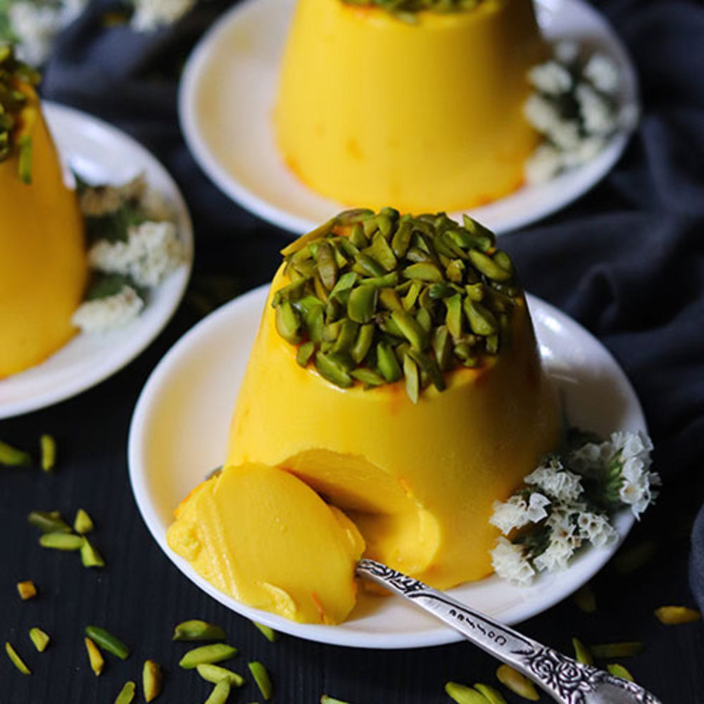 طرز تهیه پاناکوتا زعفرانی