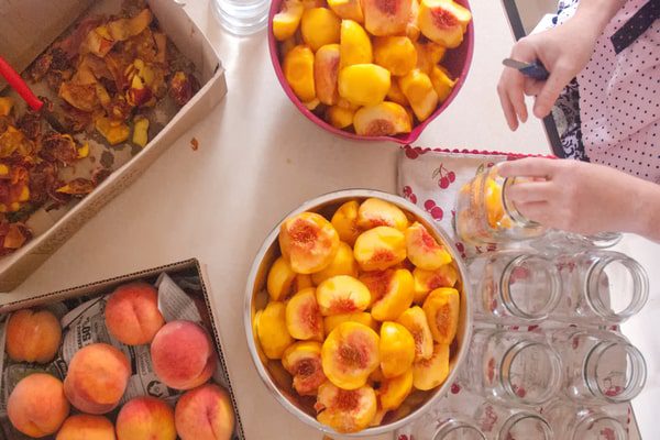 طرز تهیه کمپوت هلو