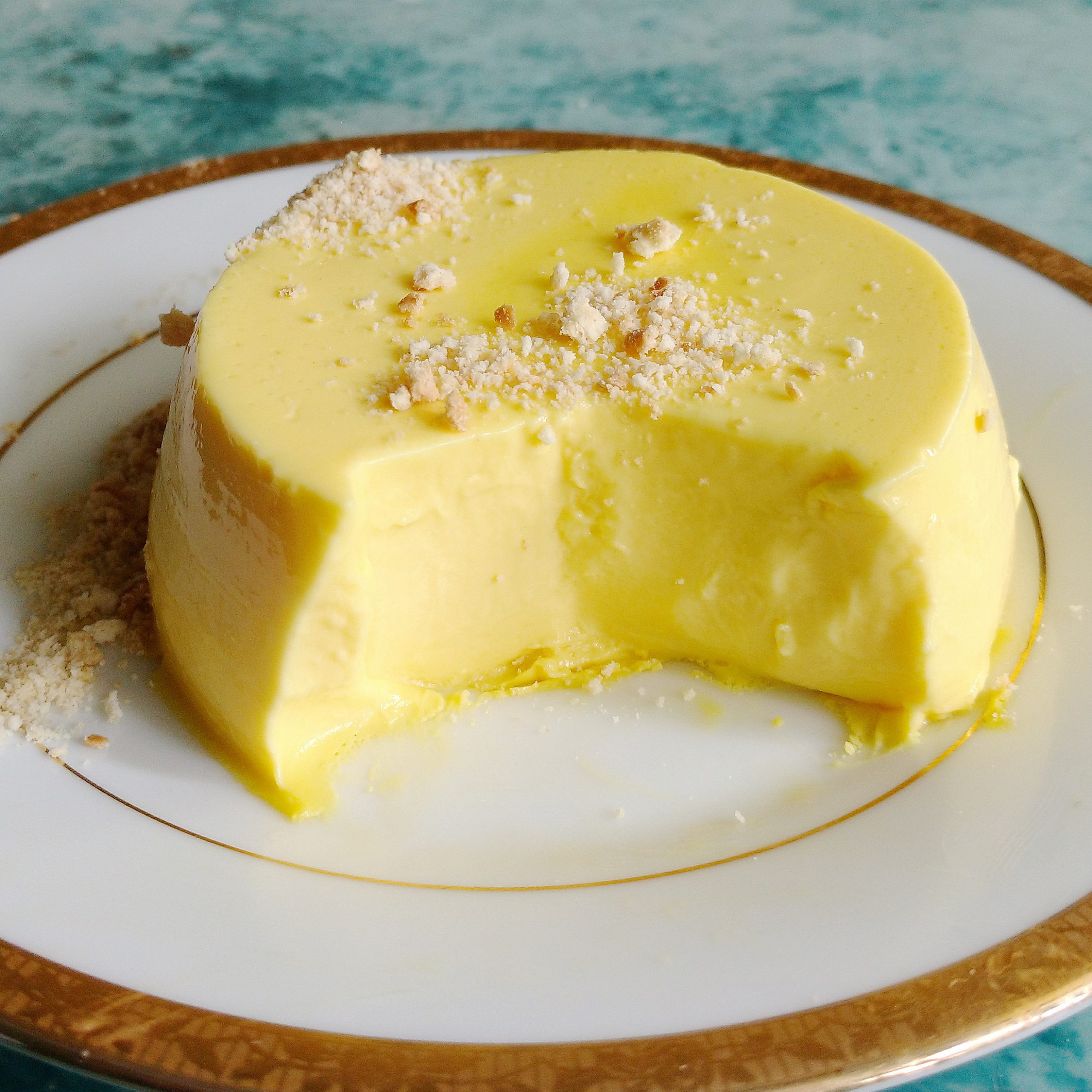 طرز تهیه پاناکوتا زعفرانی