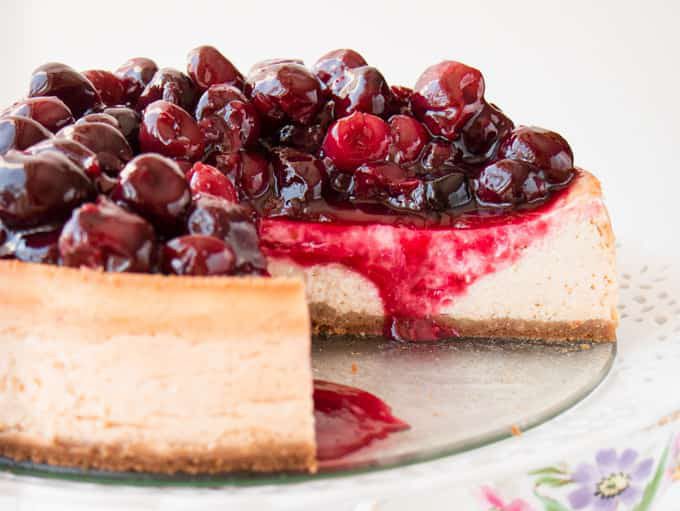 طرز تهیه چیز کیک آلبالو