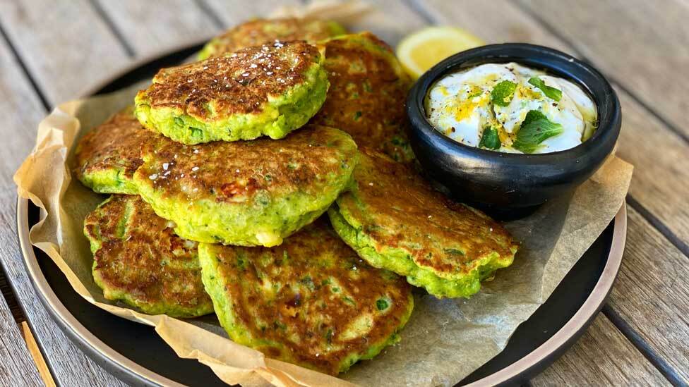 طرز تهیه کوکو پیازچه