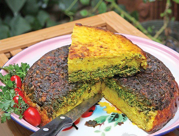 طرز تهیه کوکو دو رنگ