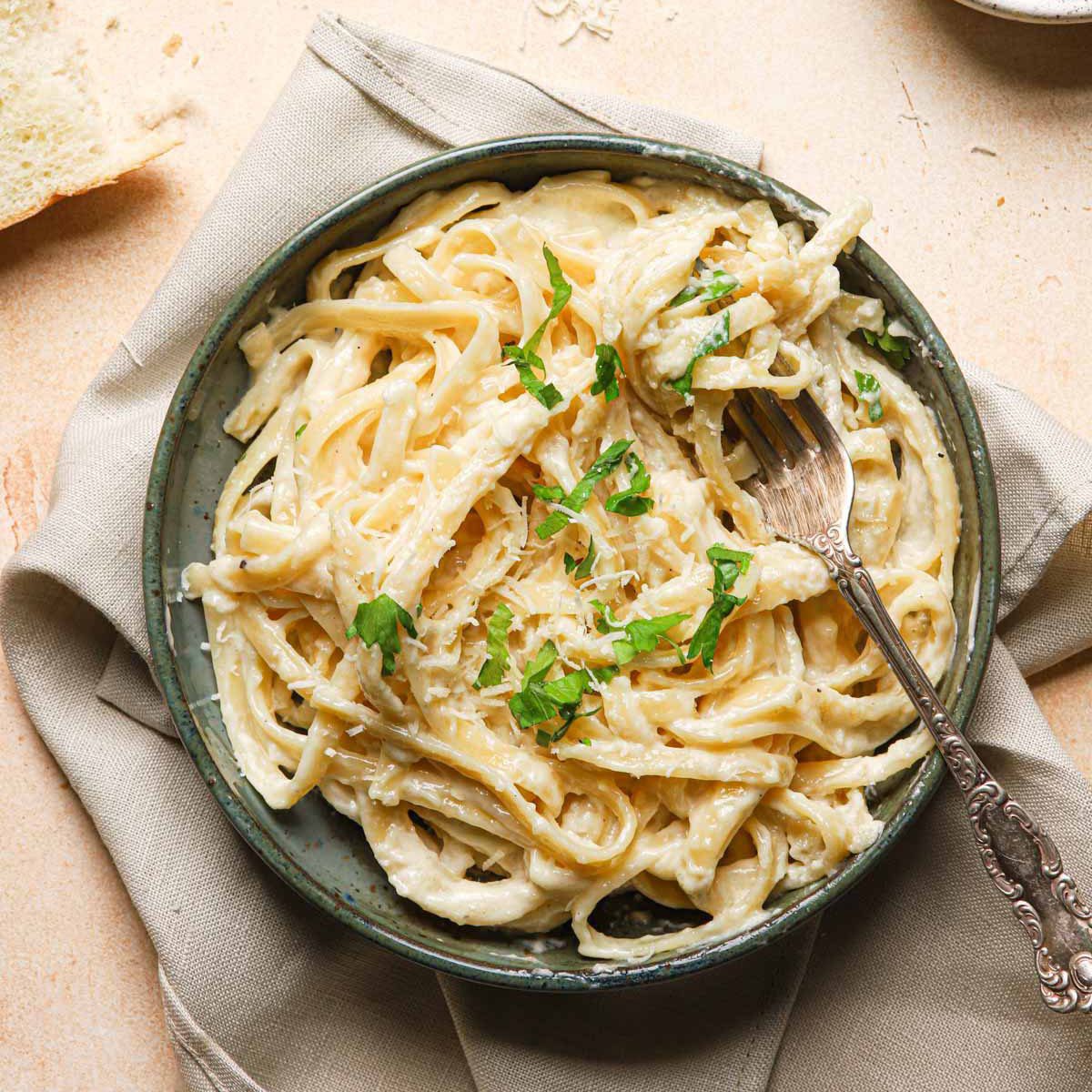 طرز تهیه سس آلفردو