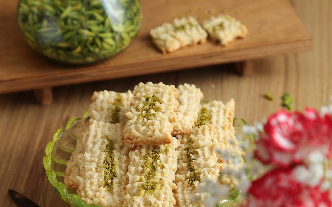 طرز تهیه شیرینی نان چرخی