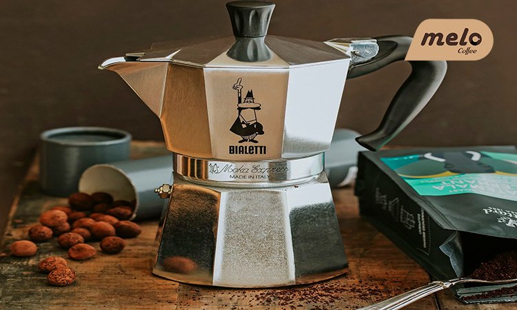 قهوه چیست و معرفی ابزار دم آوری قهوه