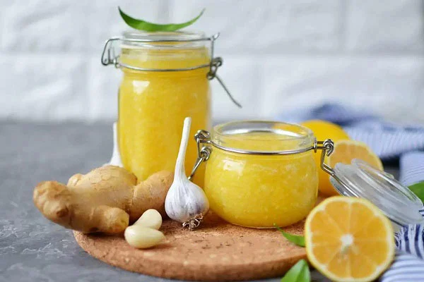 طرز تهیه معجون سیر و لیمو، معجزه گر بیماری های قلبی