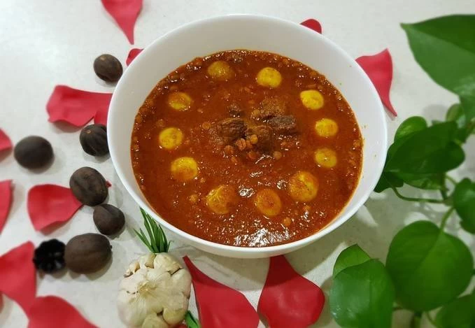 طرز تهیه خورشت سیب ترش