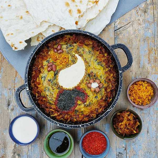 طرز تهیه آش گوجه سبز
