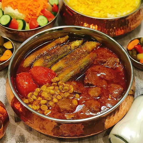 طرز تهیه خورشت کدو سبز