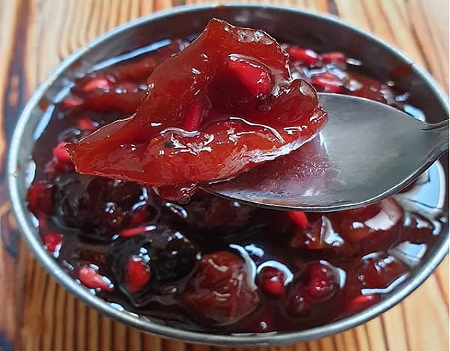 طرز تهیه ترشک آلبالو