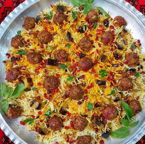 طرز تهیه بادمجان پلو