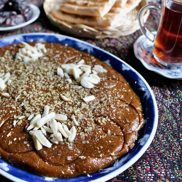 طرز تهیه حلوا خرما